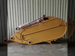 रॉक रिपर के साथ उत्खनन रॉक बूम